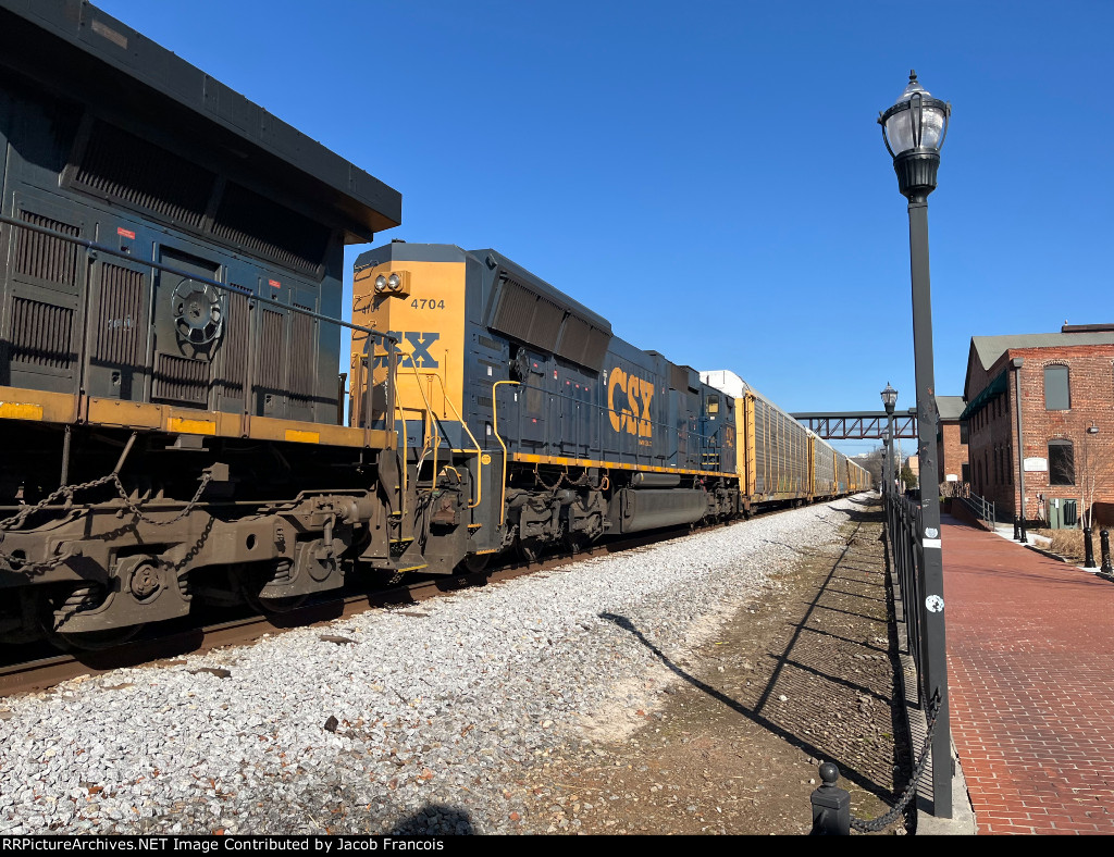 CSX 4704